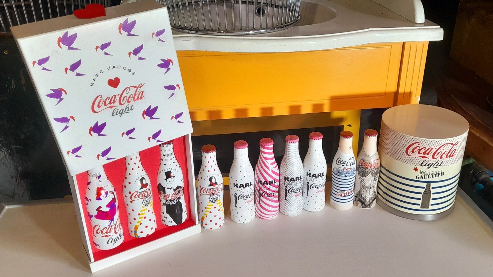 Collection de bouteilles Coca-Cola de grands couturiers, Enlèvement, Comme neuf