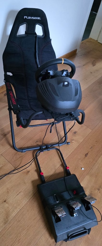 Playseat challenge + Thrustmaster TX  - simracing PC Xbox, Games en Spelcomputers, Ophalen, Gebruikt, Force feedback, Thrustmaster