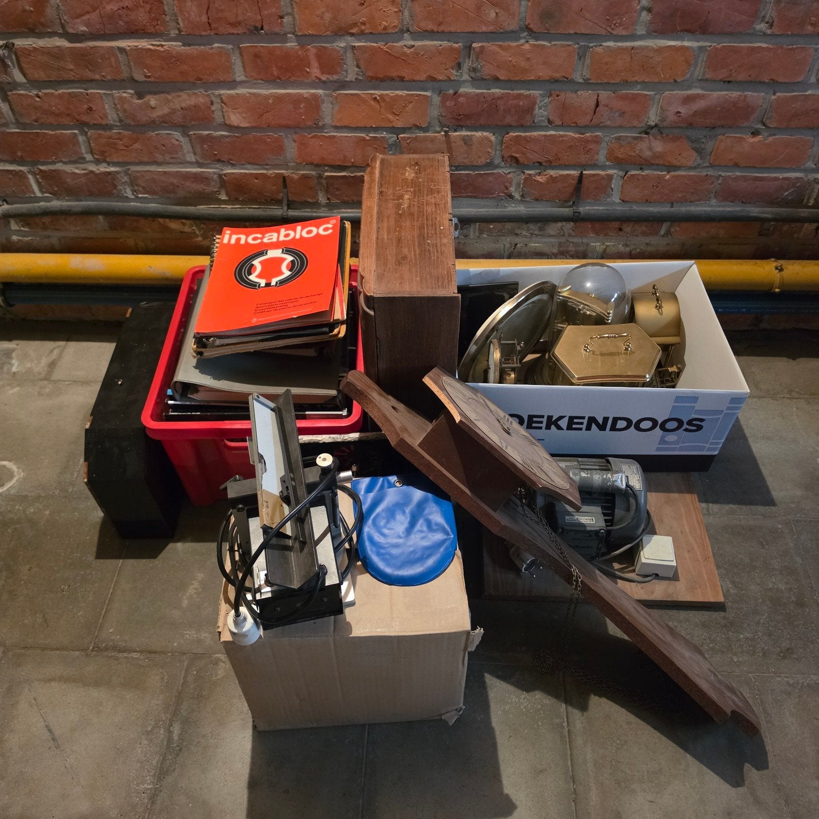 Goud voor horlogemakerij, Ophalen