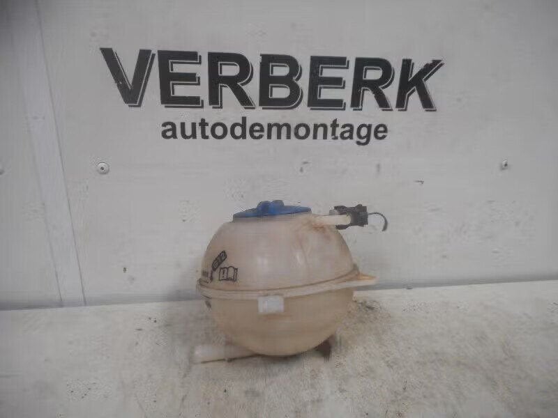 KOELVLOEISTOF RESERVOIR Volkswagen Fox (5Z) (6q0121407), Berliner Ring 2 38440 Wolfsburg, DE, Enlèvement ou Envoi, Volkswagen