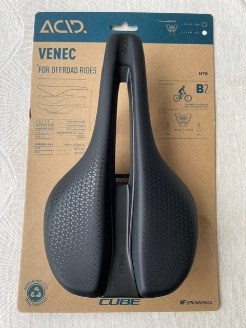 zadel venec, Enlèvement ou Envoi, Selle