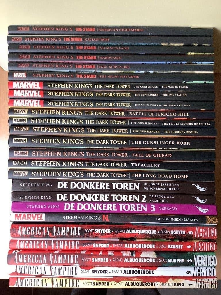 Stephen king en americavampire boeken, Boeken, Ophalen, Zo goed als nieuw