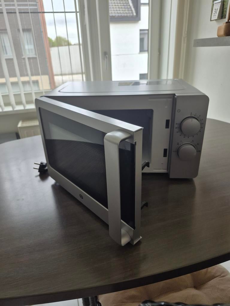 Microgolf 20 liter, Elektronische apparatuur, Ophalen