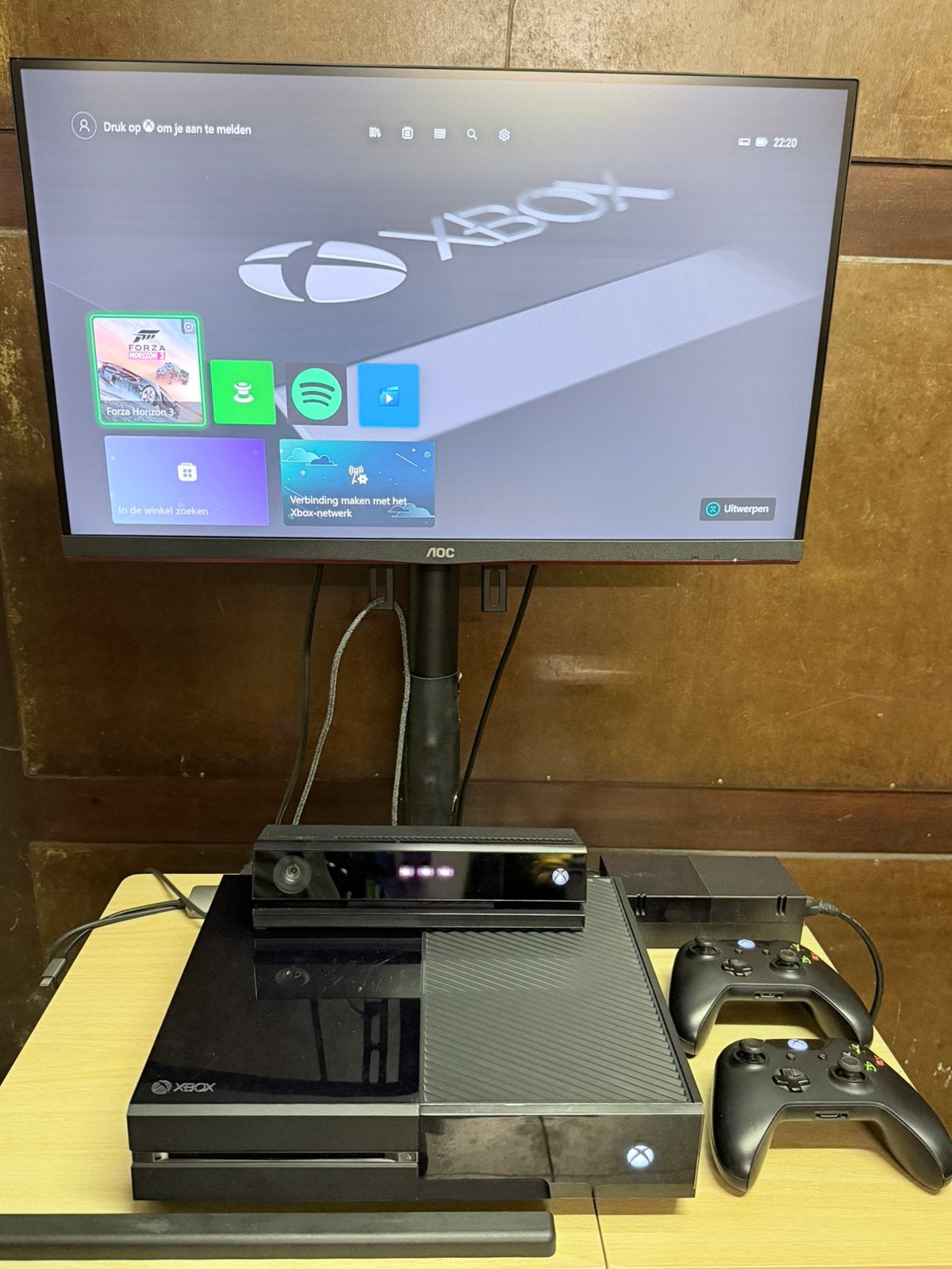 Complete Xbox One Bundel - 2 Controllers - Kinect + 11 Games, Ophalen of Verzenden, Gebruikt, Sport