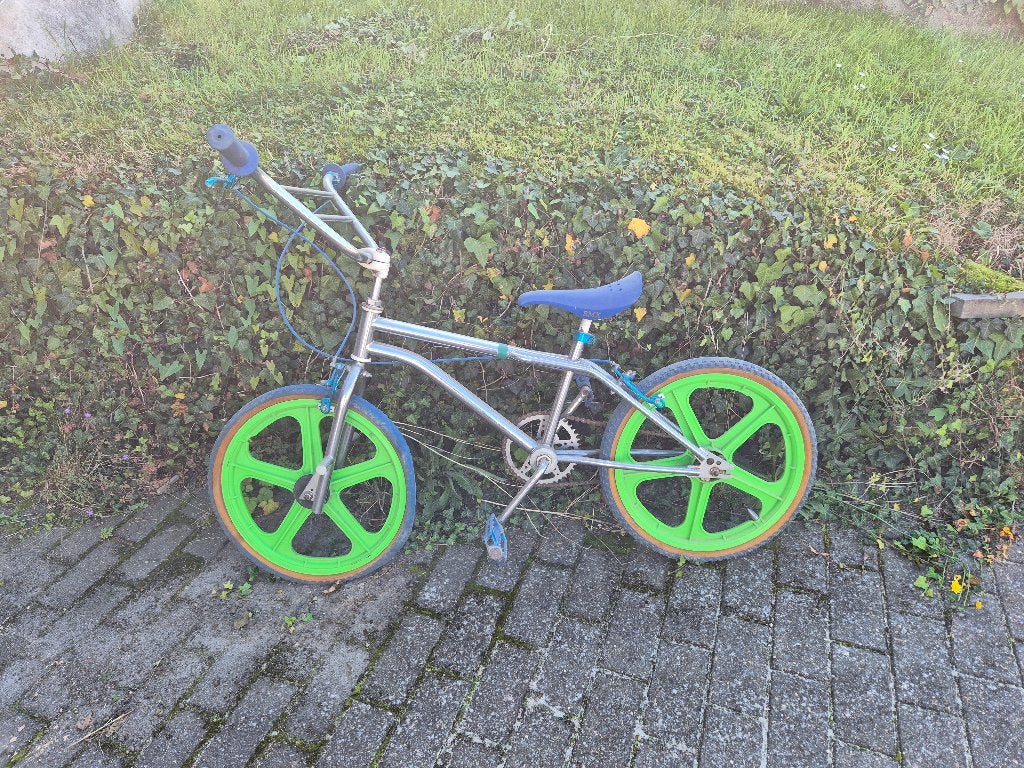 Vélo BMX - réparable, Vélos & Vélomoteurs, Enlèvement, Utilisé, Chrome, Frein sur jante