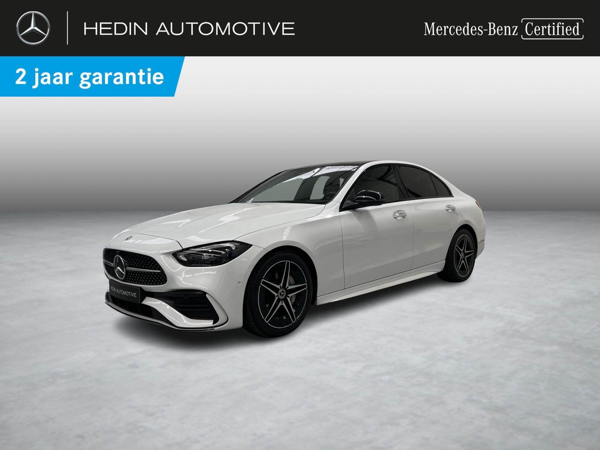 Mercedes-Benz C-Klasse 180 Berline AMG Line | Panoramisch Da, Auto's, Automaat, Zwart, 4 cilinders, Wit