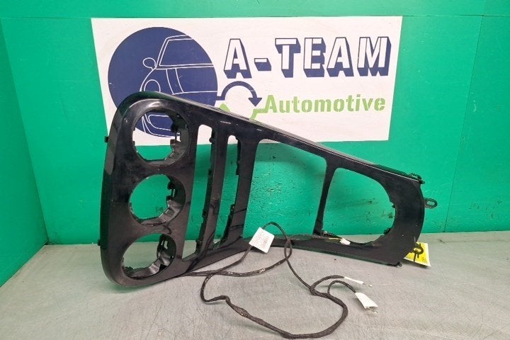 CONSOLE CENTRALE C (W205) (|A2056803805|A2055402324|), Mercedes-Benz, Utilisé, Dialog.mb@mercedes-benz.com, Mercedes-Benz AG