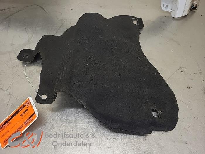 Couverture moteur d'un Opel Combo, -, Opel, 3 mois de garantie, Utilisé