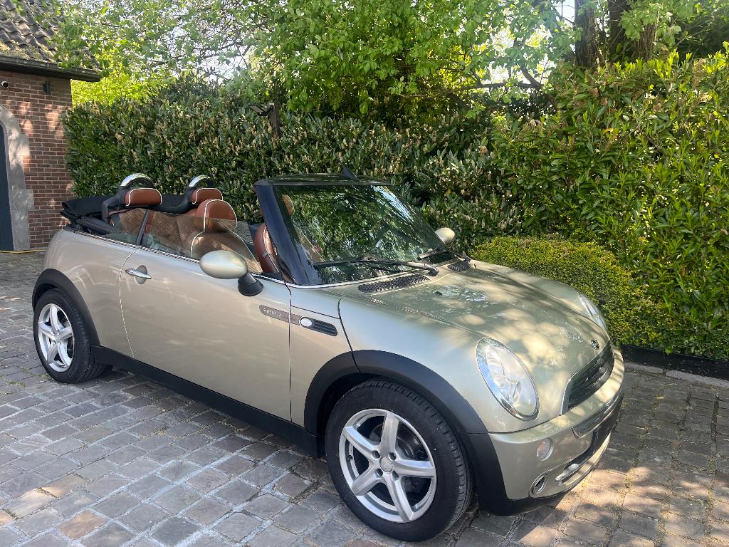Mini cabriolet 16 CC essence cuir Airco, Auto's, Mini, Bedrijf, Te koop, Cabrio, ABS, Airbags, Airconditioning, Alarm, Boordcomputer