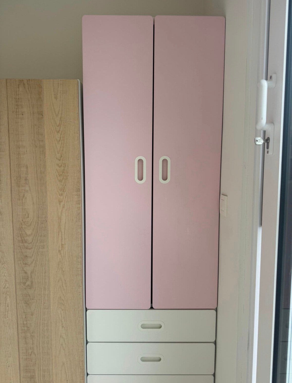 Kinder kleerkast Ikea Smastad, Huis en Inrichting, Ophalen, Zo goed als nieuw