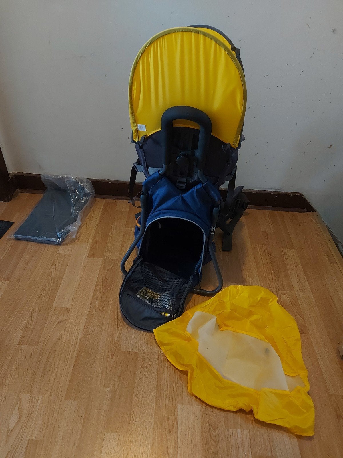Kinderdrager Vaude + zonnescherm + regenhoes, Ophalen, Gebruikt, Rug, Overige merken