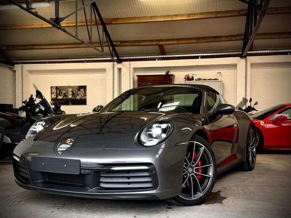 Porsche 992 Targa Carrera 4S 9000 Km ! (bj 2023, automaat), Automaat, 4 zetels, Gebruikt, Zwart