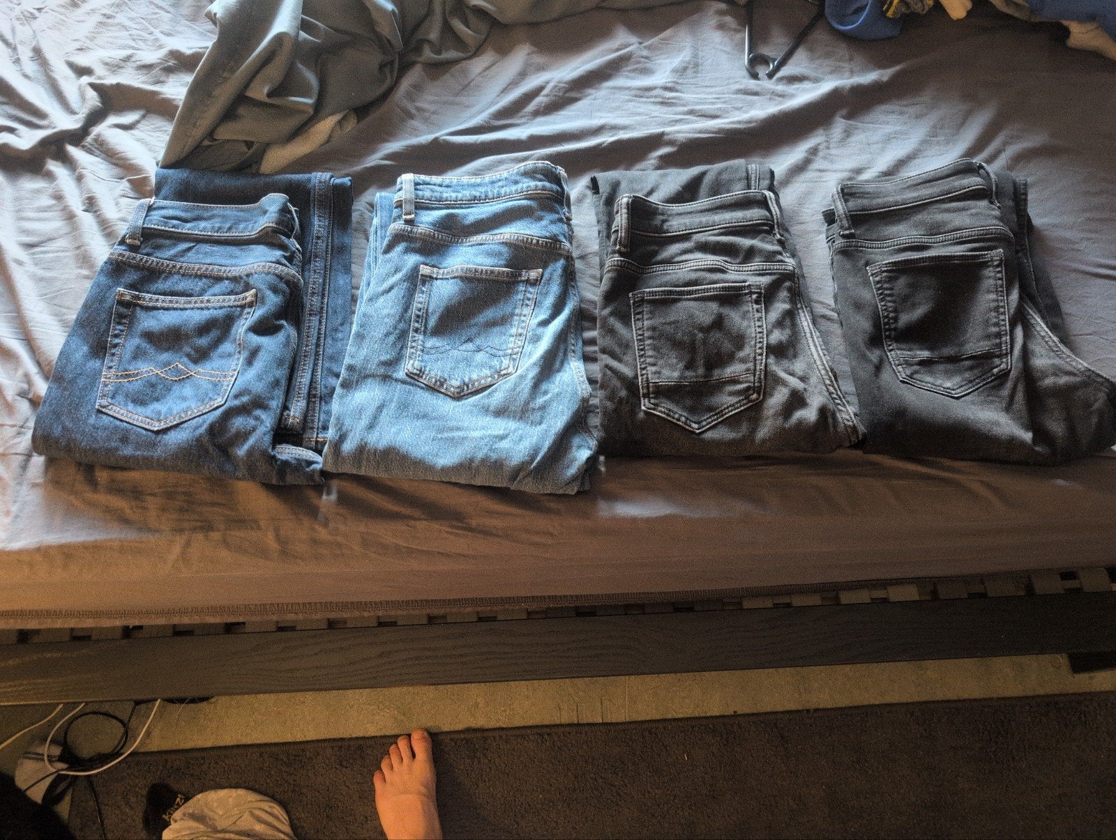 Vier broeken, Vêtements | Hommes, Jeans, Enlèvement