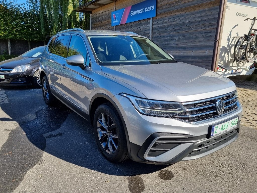 VOLKSWAGEN TIGUAN ALLSPACE, Achat, Entreprise, Phares entièrement LED, Noir