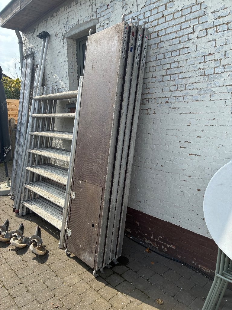 Aluminium rolstelling., Ophalen, Zo goed als nieuw, Rolsteiger of Kamersteiger, 5 meter of hoger