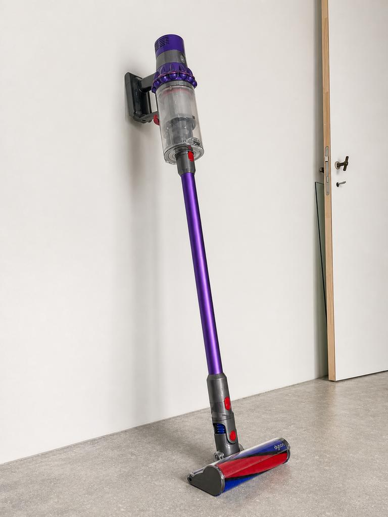 Dyson V10 - avec manche, brosse et chargeur, Electroménager, Enlèvement ou Envoi, Aspirateur, Réservoir, Utilisé
