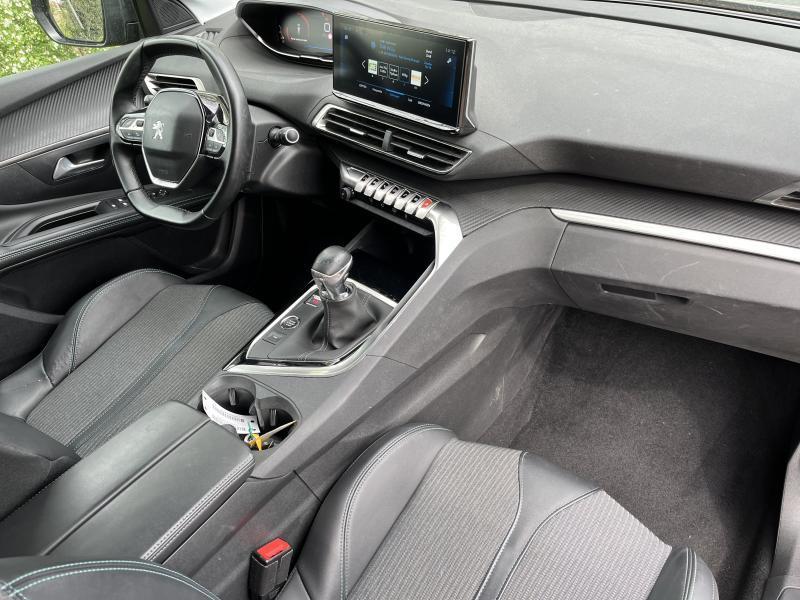 Peugeot 5008 II Allure, Auto's, Peugeot, Emergency brake assist, 116 g/km, Monovolume, 1199 cc