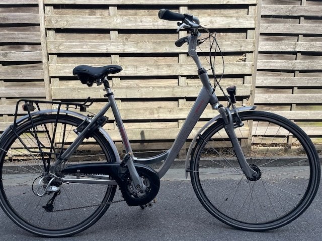 Dames en herenfiets, Fietsen en Brommers, Fietsen | Dames | Damesfietsen, Gebruikt, Batavus, Versnellingen, Ophalen