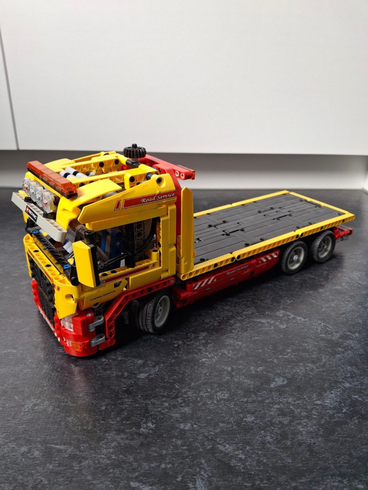 LEGO Technic 8109 Flatbed Truck, Lego, Ophalen of Verzenden, Zo goed als nieuw, Complete set