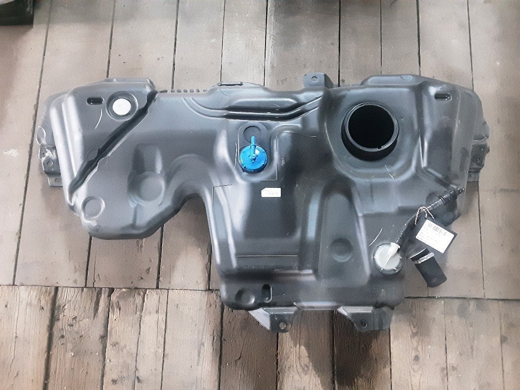 RESERVOIR CARBURANT Renault Clio III (BR / CR), Renault, Utilisé, Peter-Huppertz-Straße 5
51063  Köln, DE, Dialog.deutschland@renault.de