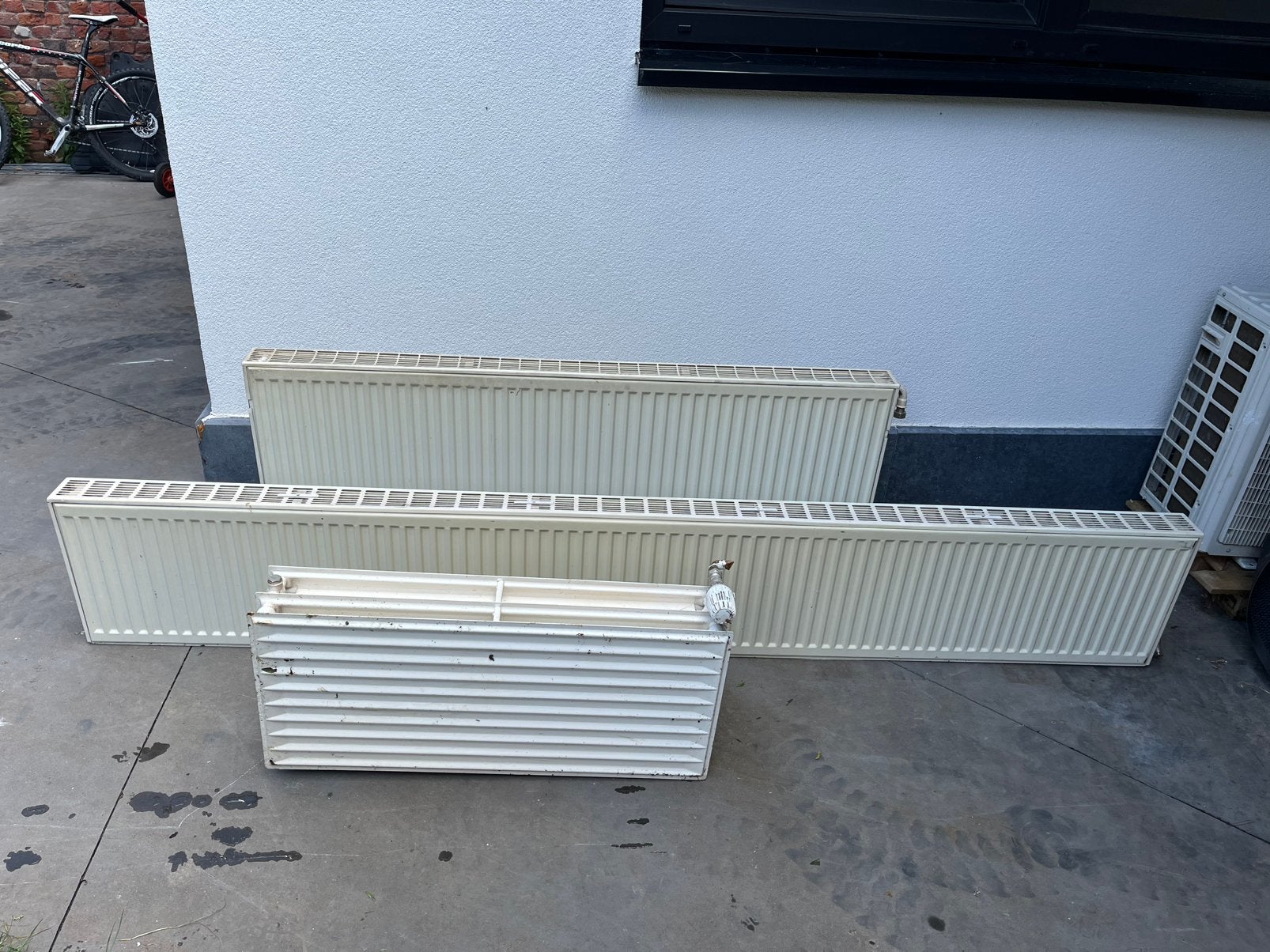Lot de 3 radiateurs en fonte blanc, Enlèvement, Utilisé, Radiateur