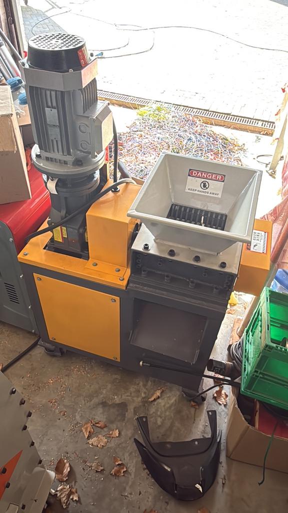 Professionele Shredder/Vermaler - Slechts 1x gebruikt, Doe-het-zelf en Bouw, Ophalen, Zo goed als nieuw
