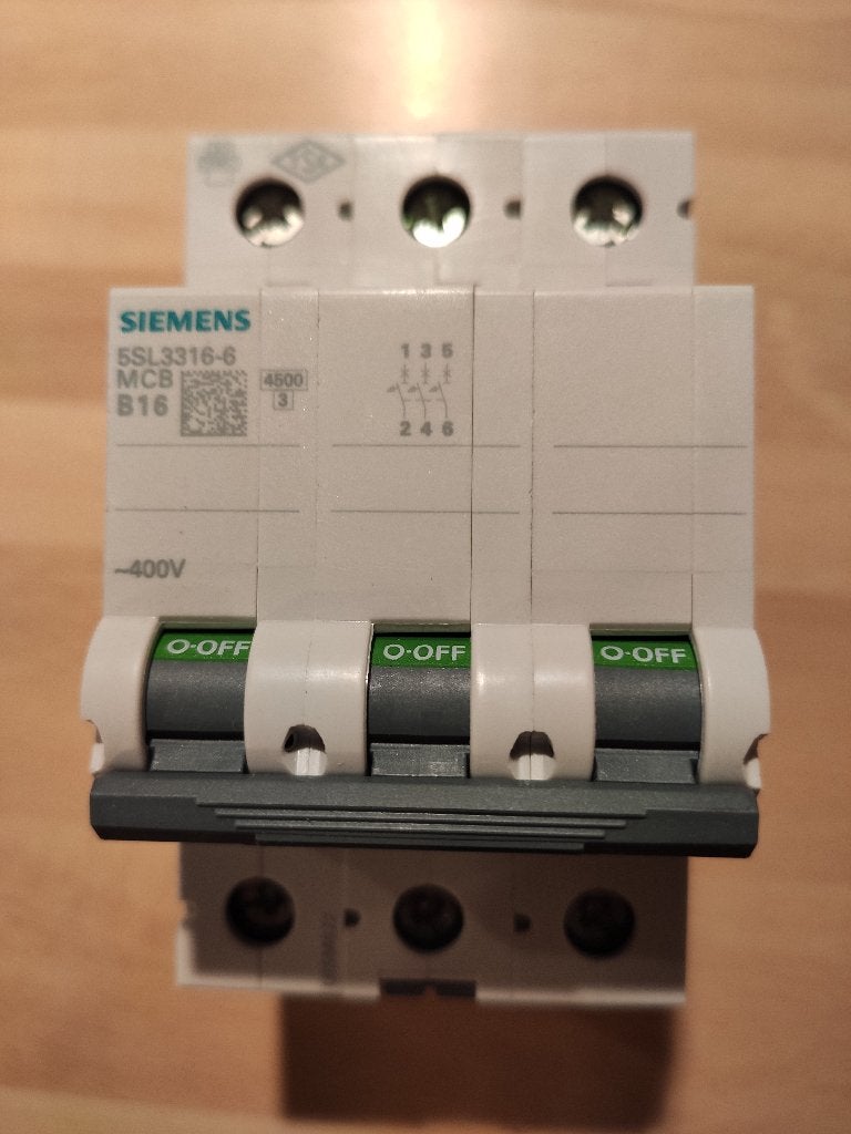 DISJONCTEUR SIEMENS 400V 4,5KA, 3P, C, 16A, neuf, Bricolage & Construction, Enlèvement ou Envoi, Neuf, Siemens, Disjoncteur différentiel