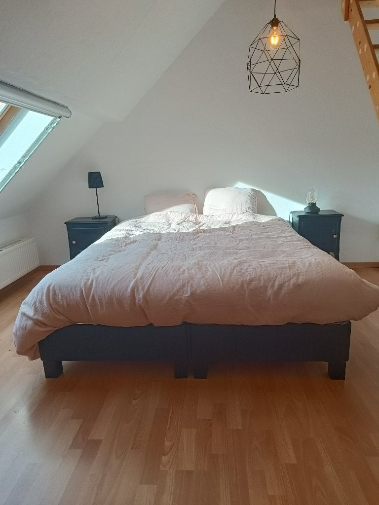 Ikea dubbel bed incl matras, Ophalen, Zwart, Tweepersoons, Zo goed als nieuw