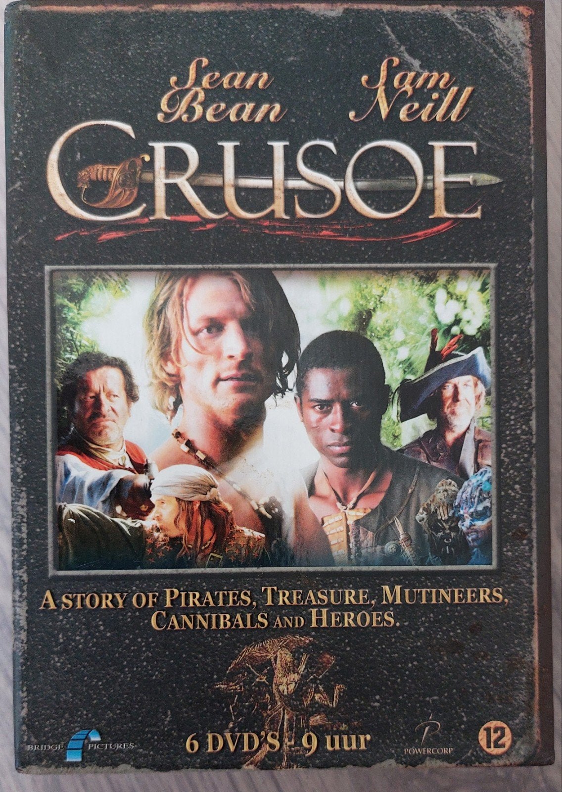 Crusoe - complete serie - 6 dvd box, Cd's en Dvd's, Dvd's | Tv en Series, Ophalen, Engels, Nederlands, Zo goed als nieuw