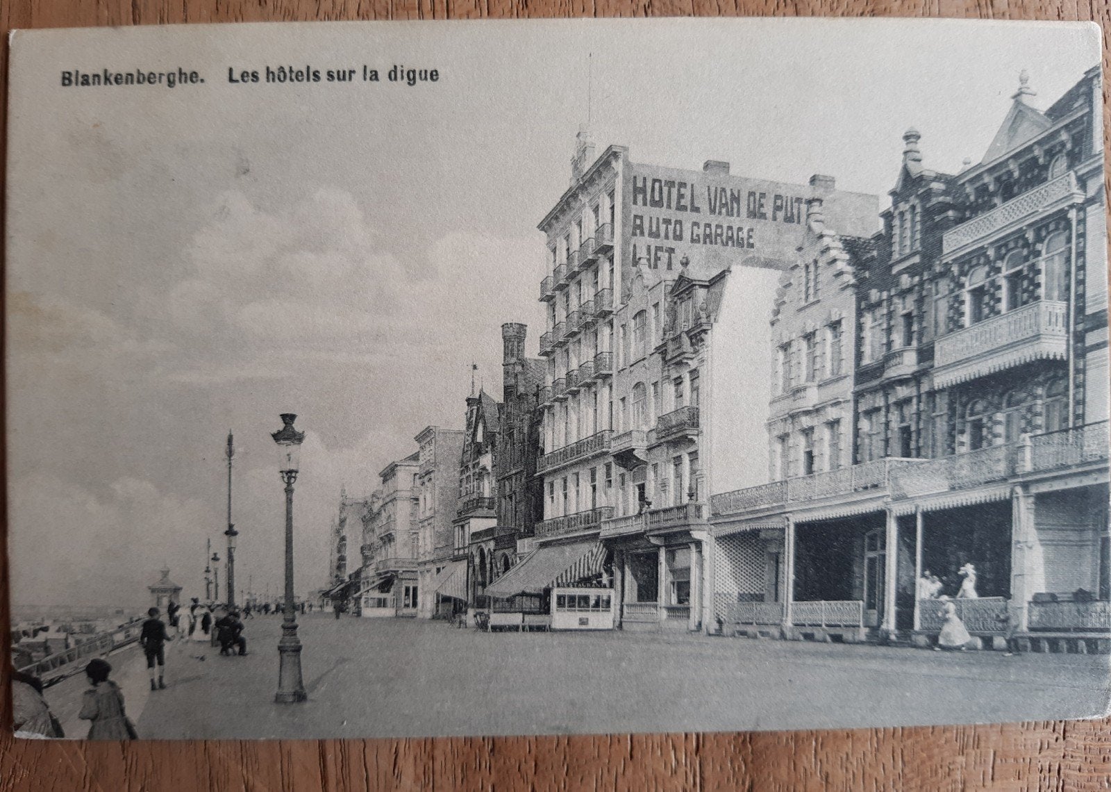BLANKENBERGE le jour de ZEEDIJK, Enlèvement ou Envoi