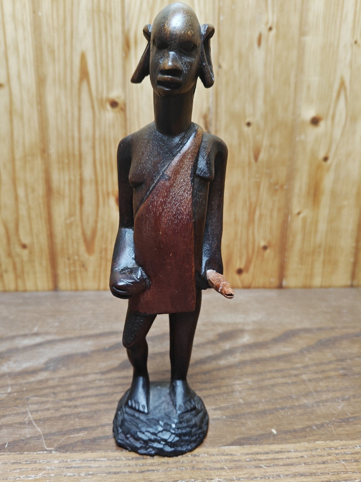 Houtgesneden beeldje Masaai stijl?, Bruin, Afrika, Handgemaakt, Houtsnijwerk