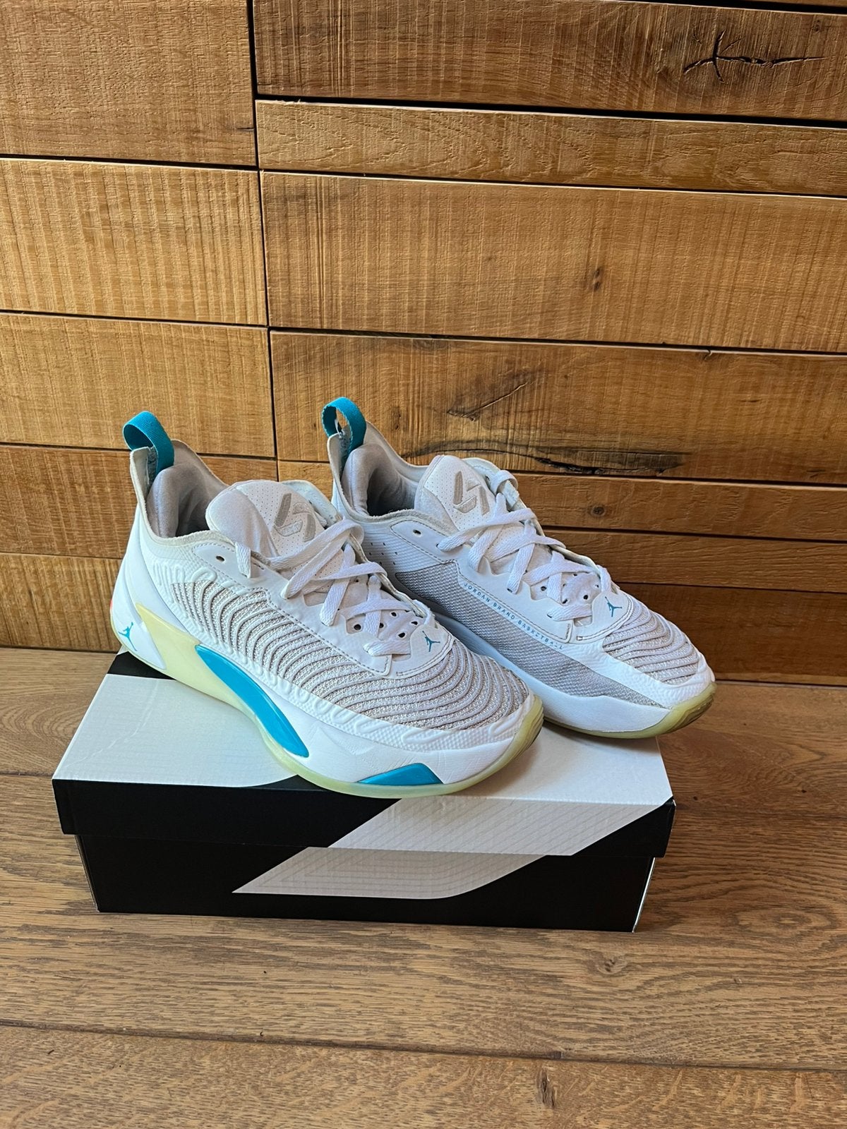Jordan Luka 1, Sport en Fitness, Basketbal, Ophalen of Verzenden, Gebruikt, Schoenen