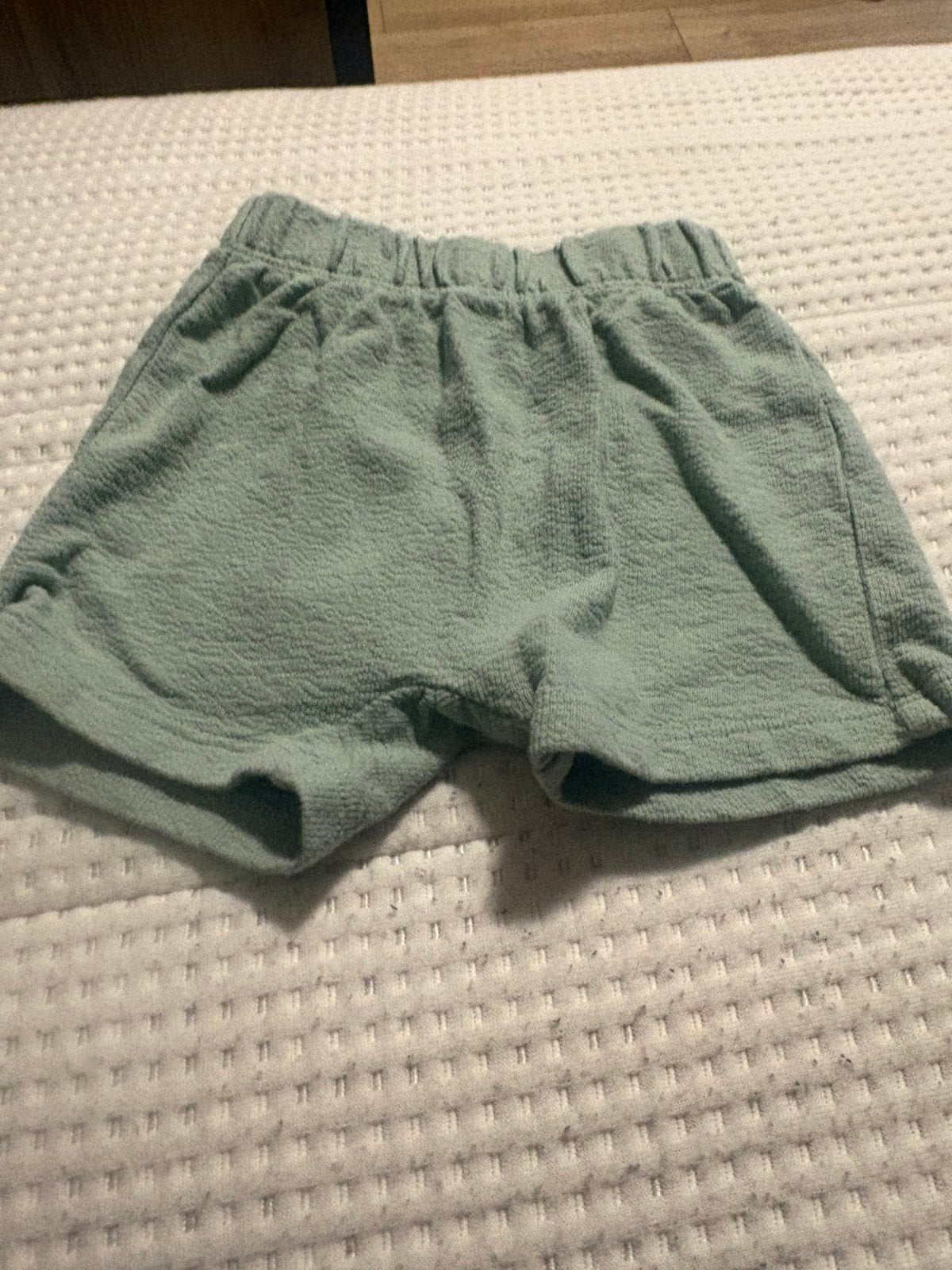 Short bebe, Enlèvement ou Envoi, Comme neuf