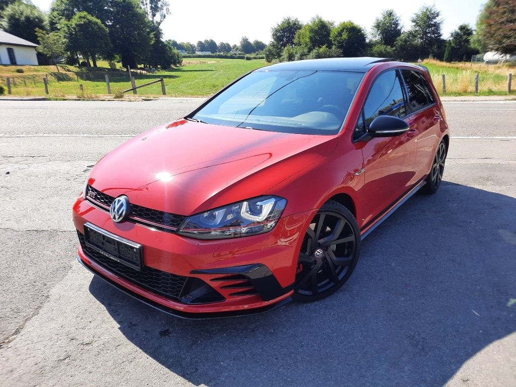 VW Golf 7 GTI Clubsport DSG toit Panorama, Auto's, Volkswagen, Stof, 4 cilinders, 1984 cc, 195 kW