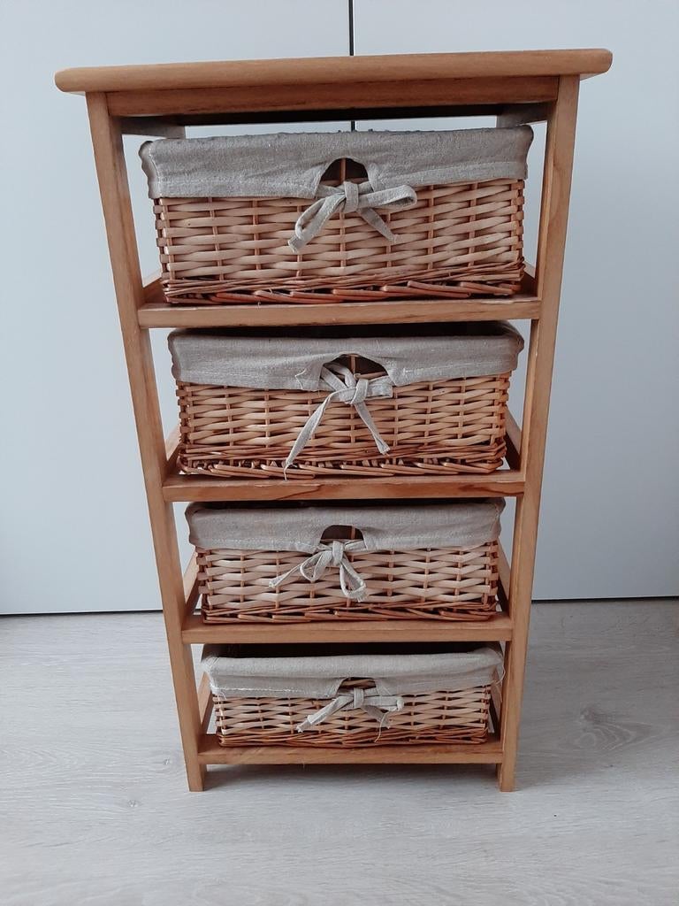 Petit meuble avec paniers, Ophalen