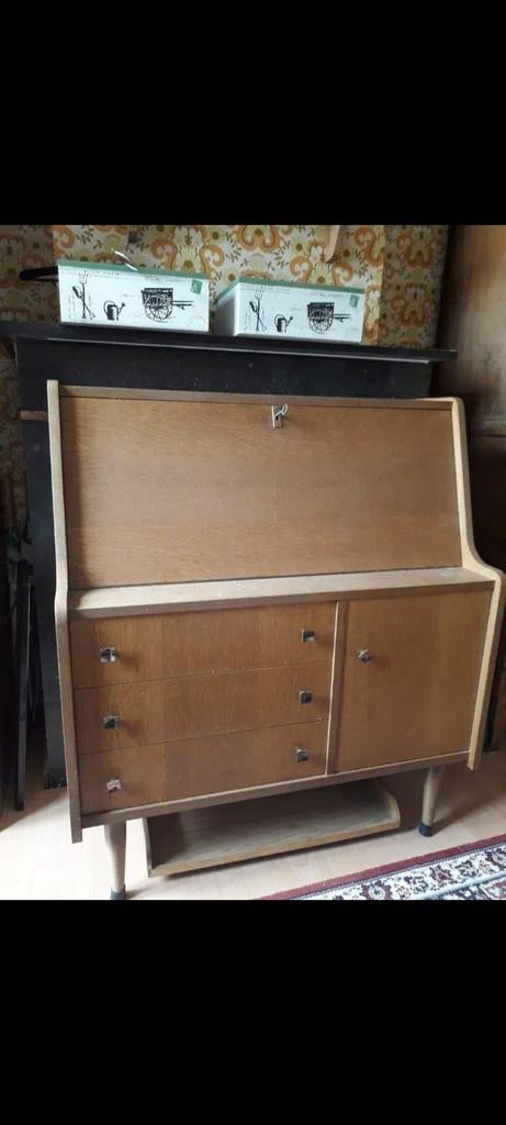 Meuble années 50-60, Enlèvement