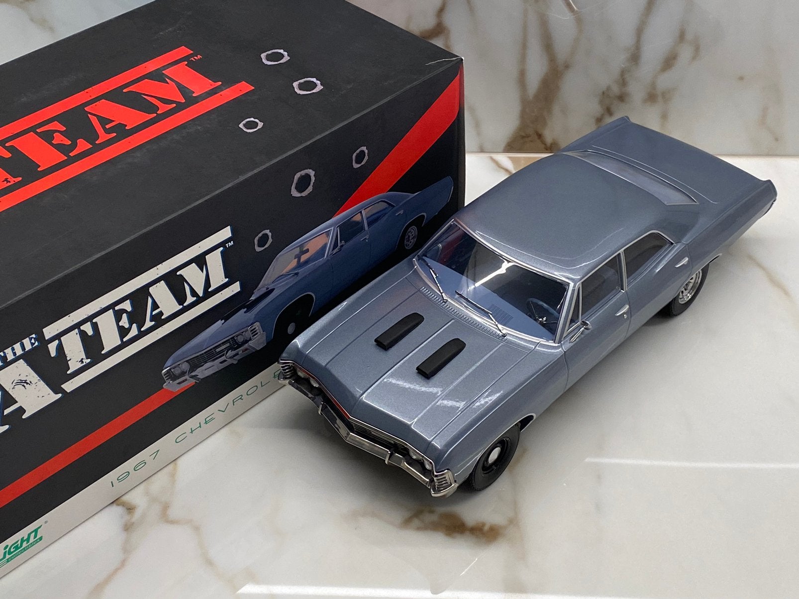 Artisan - Greenlight Chevrolet Impala Sedan - 1:18, Ophalen of Verzenden, Zo goed als nieuw, Auto