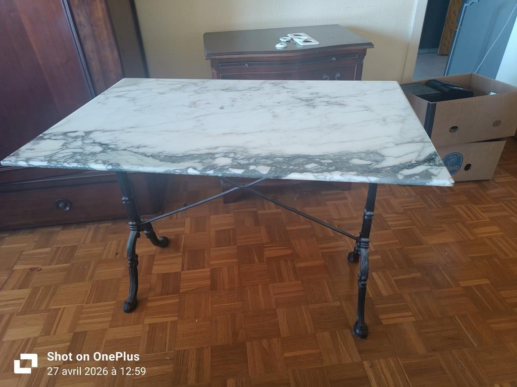 Petite Table en marbre fer forgé 100 cm x 65 cm, Enlèvement
