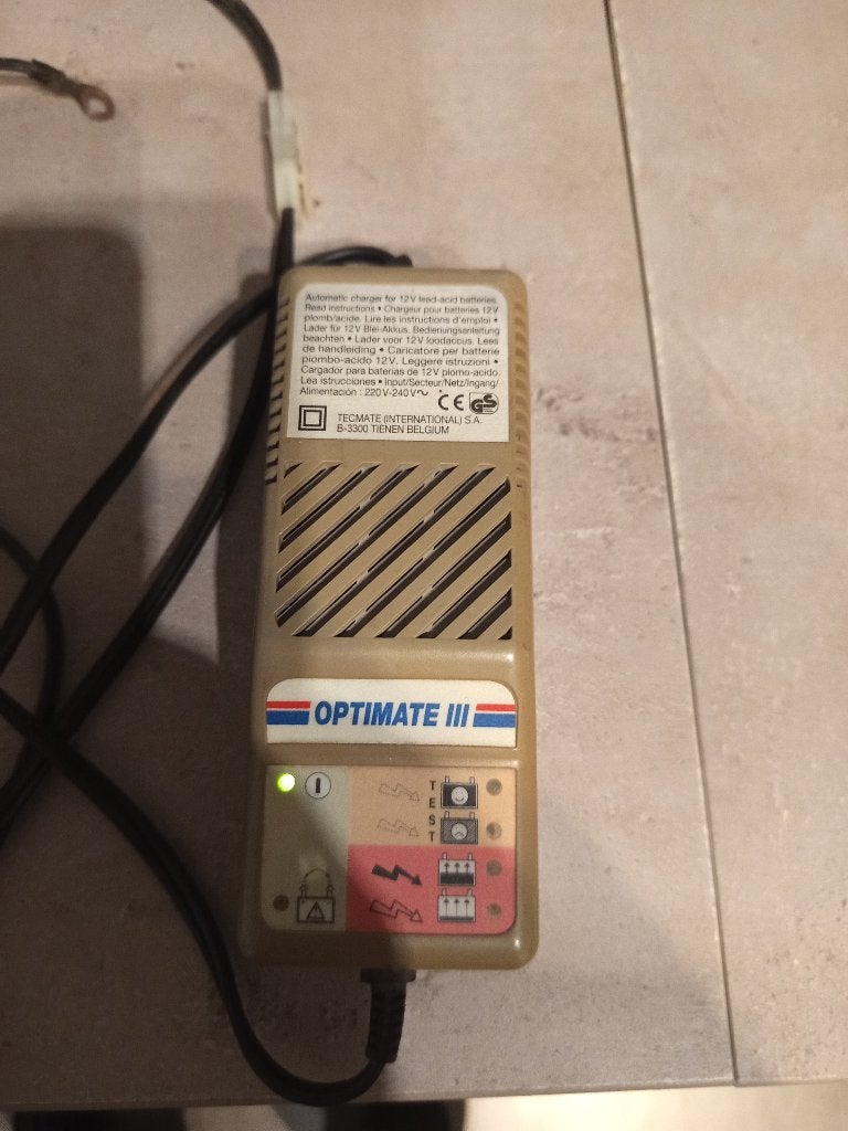 Chargeur de batterie moto OPTIMATE 3, Enlèvement, Utilisé