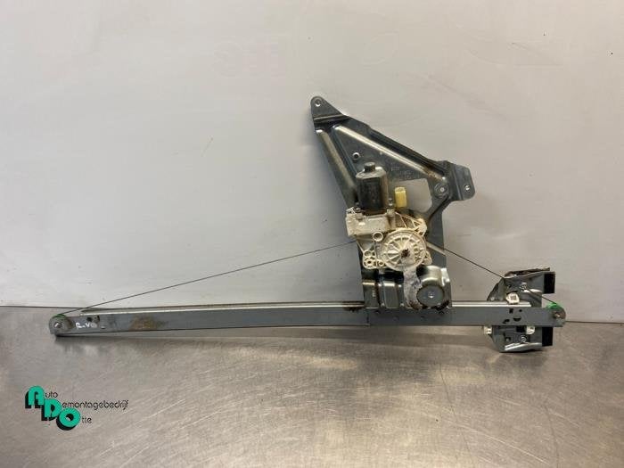 Mécanique vitre 2portes avant droite d'un Volkswagen Crafte, Volkswagen, -, 3 mois de garantie, Utilisé