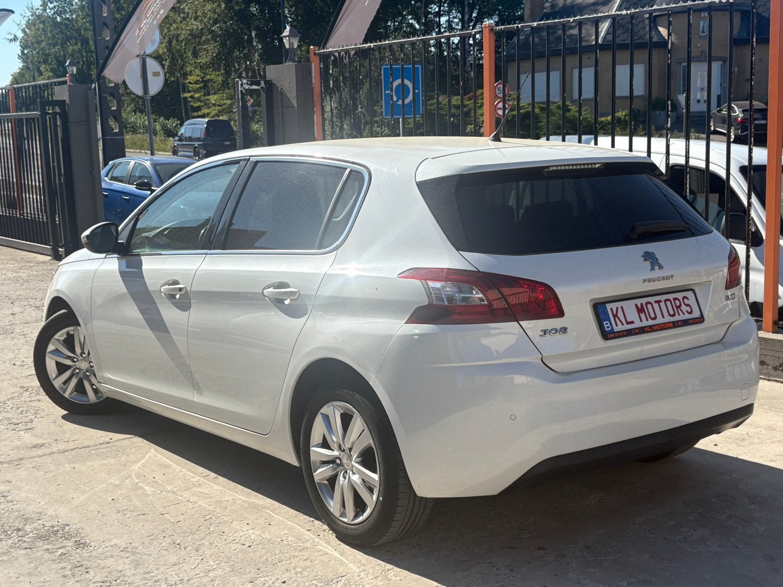 PEUGEOT 308 1.2i ESSENCE 149 000KM CARPASS 2015 EURO 6B, Autos, Peugeot, Achat, Euro 6, Entreprise, Boîte manuelle