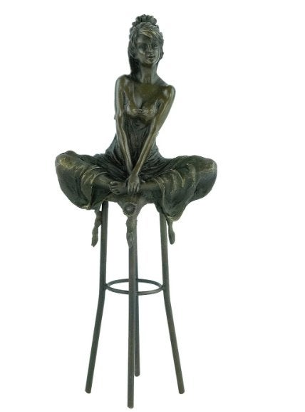 Bronzen beeld - Dame op barkruk - Gedetailleerd sculptuur, Antiek en Kunst, Art nouveau, Ophalen of Verzenden, Brons, 20 - 50 cm