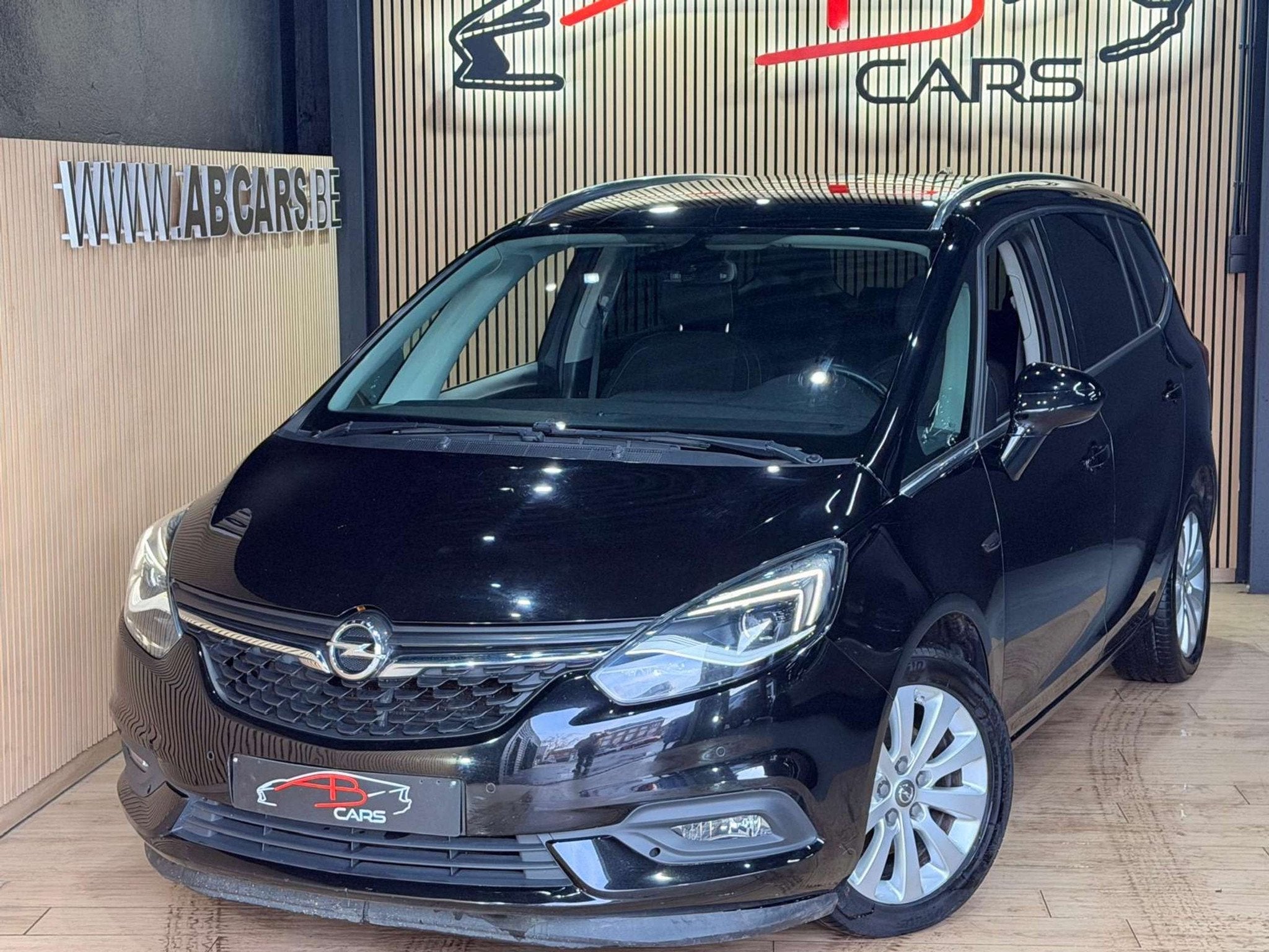 Opel Zafira Tourer 1.4 Turbo * 7 PLACES * GAR 12 MOIS * BOIT, Auto's, Automaat, Stof, Gebruikt, 4 cilinders
