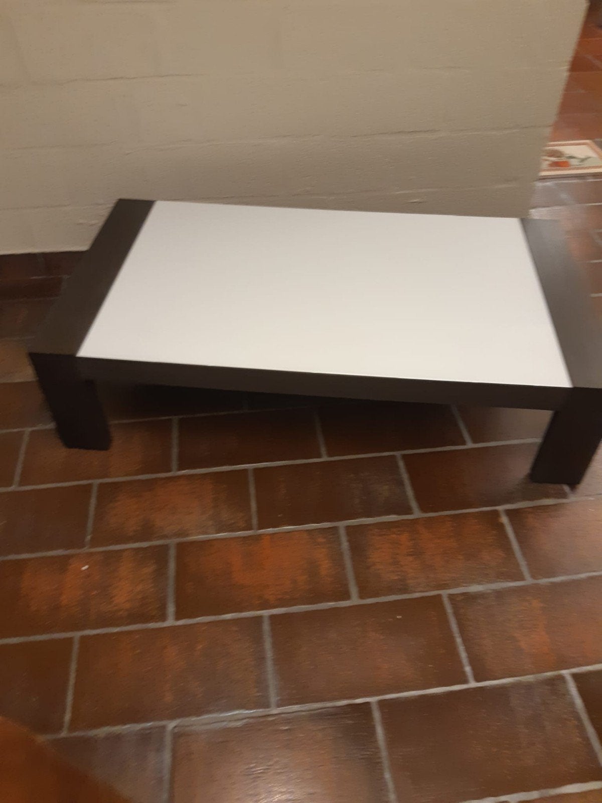 Table basse en bois avec plateau en verre 140 x 75 x 35, 100 à 150 cm, Comme neuf, Enlèvement, 50 à 100 cm
