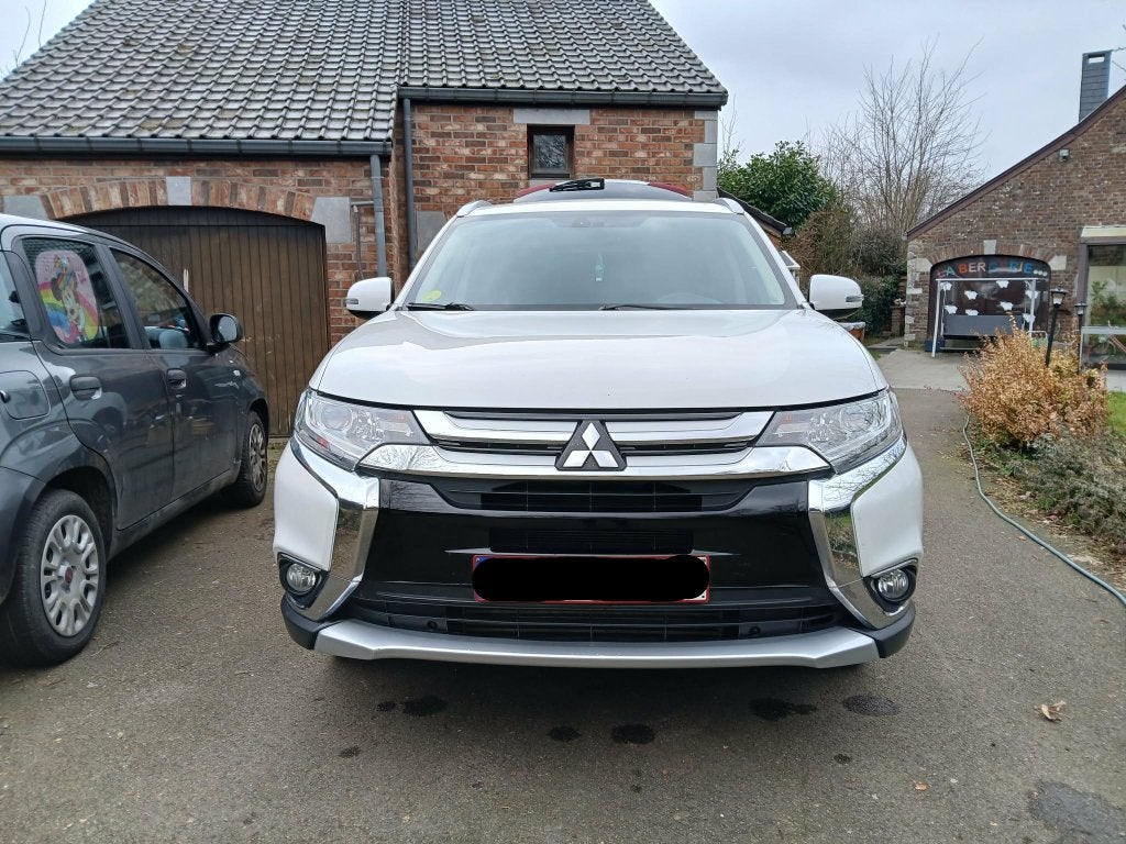 Mitsubishi Outlander édition 100ème anniversaire, Cuir, Achat, Outlander, Capteur de stationnement