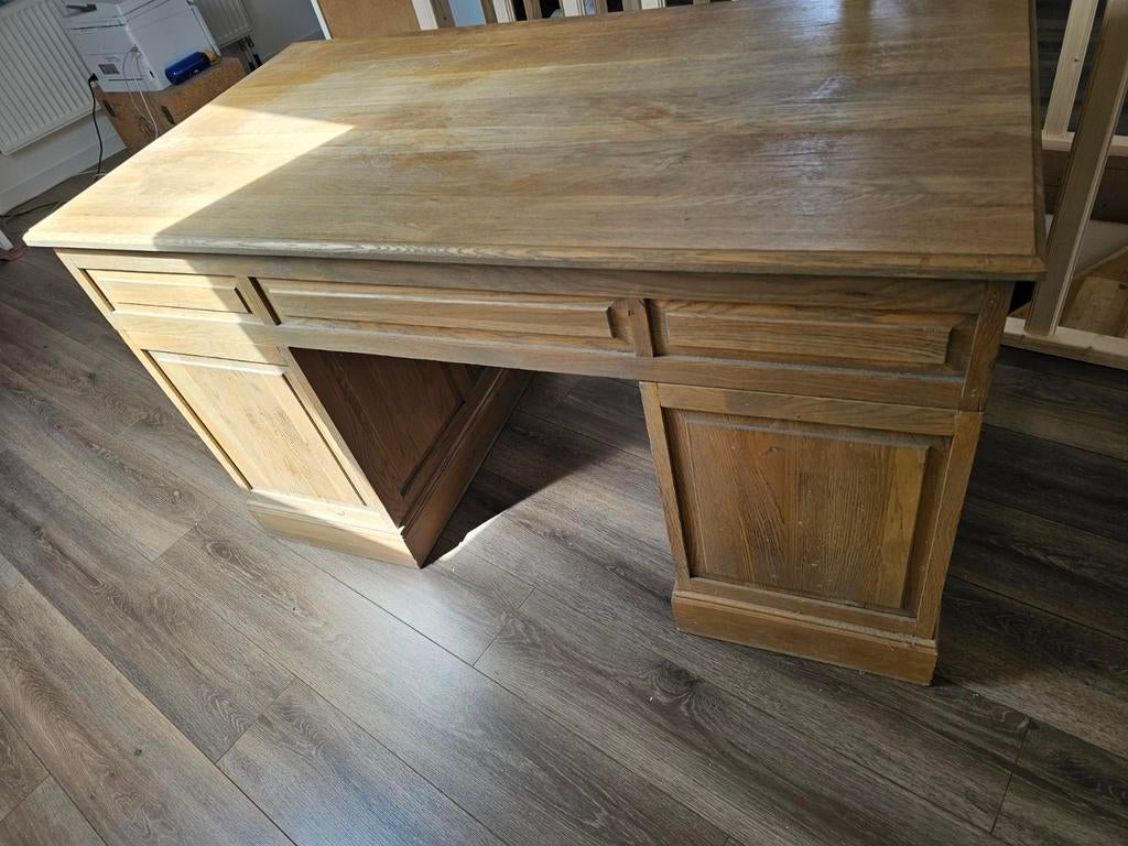 Te koop stijlvol eikenhouten bureau- landelijk, Ophalen