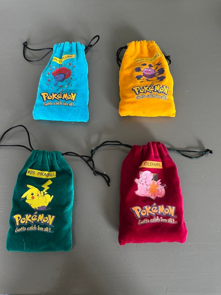 Sacs avec billes Pokémon 4x, Ophalen of Verzenden, Gebruikt