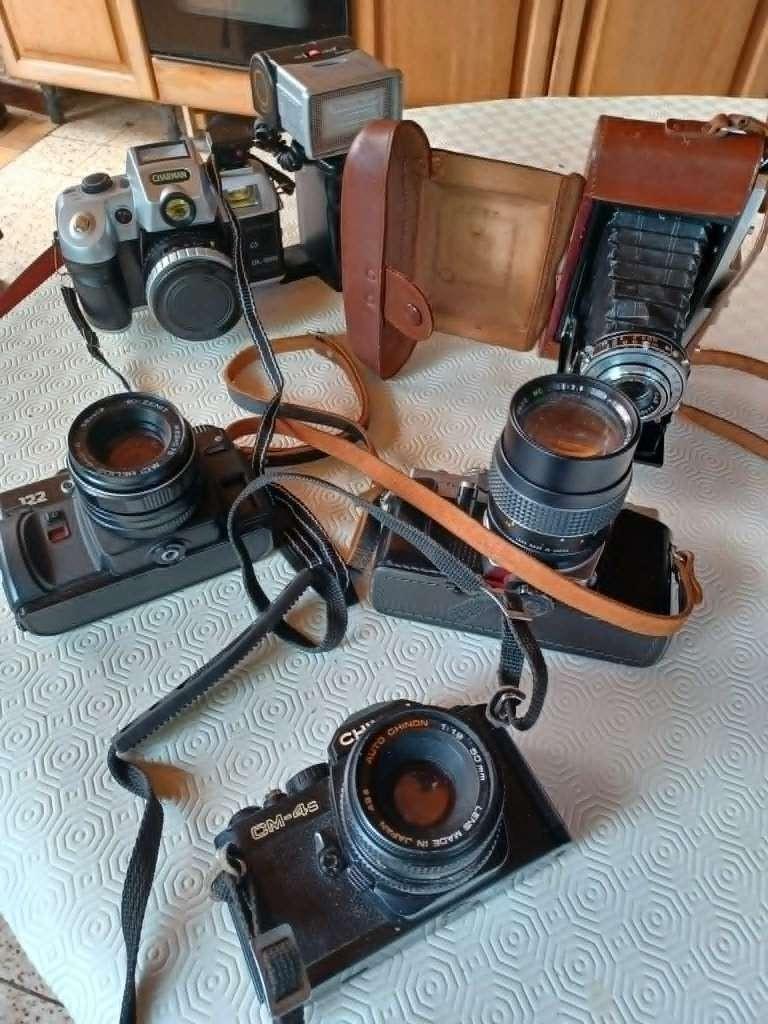 Lot appareils photos,accessoires et objectifs, Enlèvement
