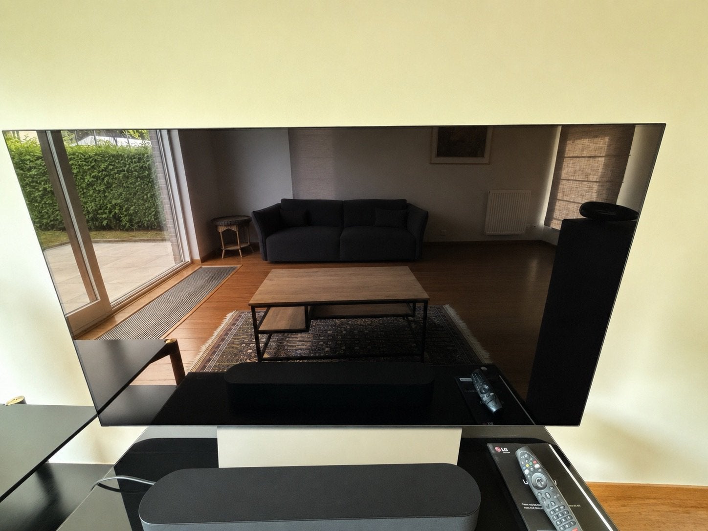 TV LG OLED55B8PLA – 55 pouces+ Barre de son Sonos, Enlèvement, Comme neuf