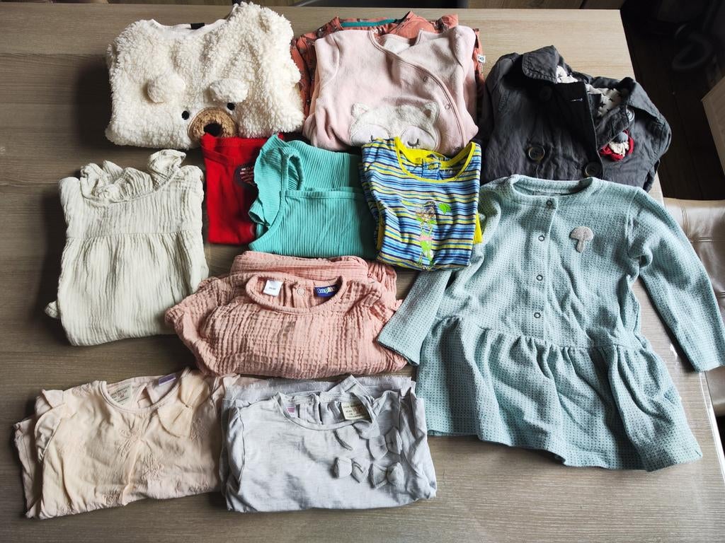 Paquet de vêtements pour filles taille 86, Enfants & Bébés, Vêtements de bébé | Packs de vêtements pour bébés, Taille 86, Enlèvement ou Envoi